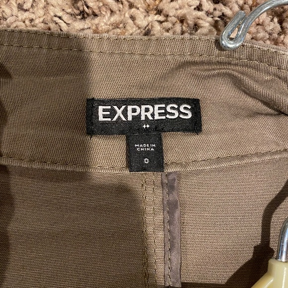 Express Jacket 🤎 - Picture 4 of 6